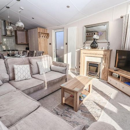 Vila Owls Nest York Exteriér fotografie