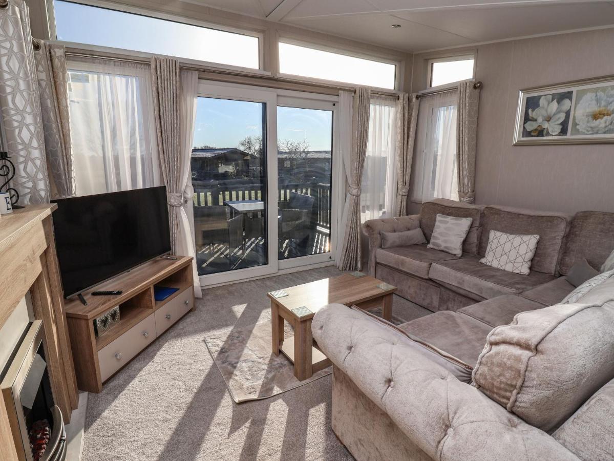 Vila Owls Nest York Exteriér fotografie