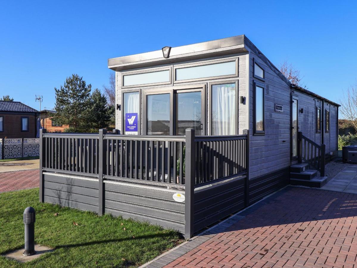 Vila Owls Nest York Exteriér fotografie