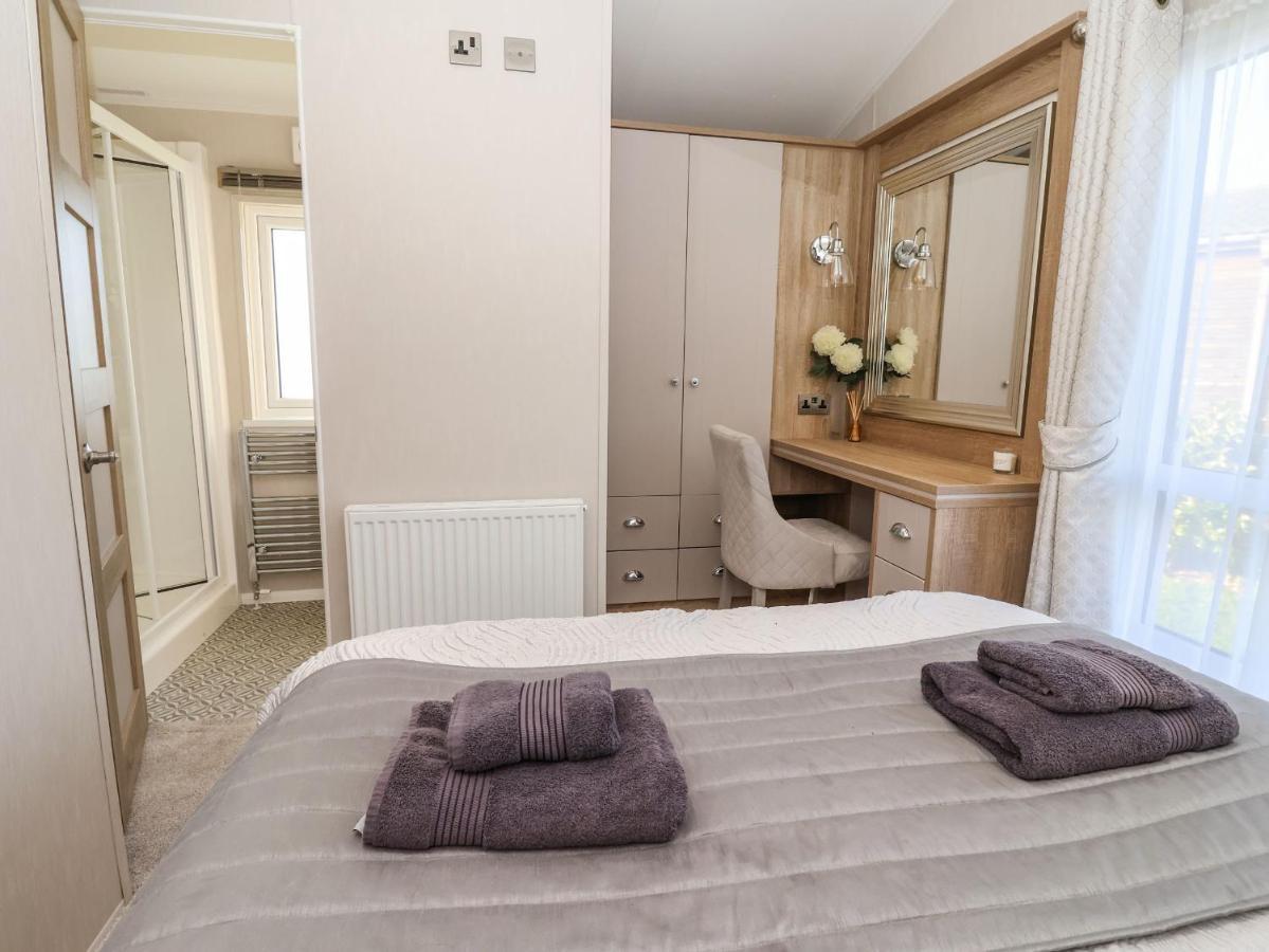 Vila Owls Nest York Exteriér fotografie
